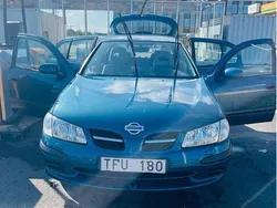 Blå Begagnad 2002 Nissan Almera Halvkombi | 13 000 kr (Dyr)