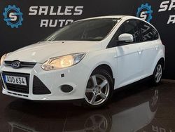 Vit Begagnad 2014 Ford Focus Trend Halvkombi | 69 900 kr (Marknadspris)