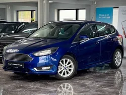 Blå Begagnad 2015 Ford Focus Titanium Halvkombi | 74 900 kr (Marknadspris)