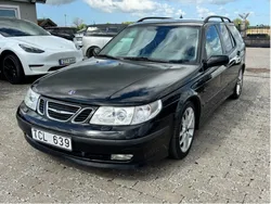 Svart Begagnad 2002 Saab 9-5 Aero Kombi | 22 000 kr (Marknadspris)