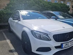 Vit Begagnad 2015 Mercedes C220 Sedan | 165 000 kr (Bra pris)