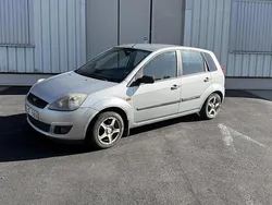 Grå Begagnad 2007 Ford Fiesta Halvkombi | 12 000 kr
