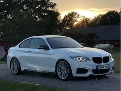 Vit Begagnad 2015 BMW M235 Competition Edition Sportkupé | 259 900 kr