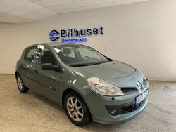 Grön Begagnad 2007 Renault Clio R.S. Halvkombi | 44 500 kr (Marknadspris)