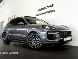 Grå (grey) Begagnad 2025 Porsche Cayenne SUV | 1 379 000 kr (Dyr)