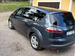 Grå Begagnad 2008 Ford S-MAX S Minibuss | 42 000 kr (Marknadspris)