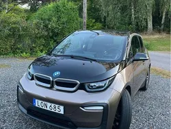 Brun Begagnad 2019 BMW i3 Comfort Edition Halvkombi | 159 000 kr (Marknadspris)