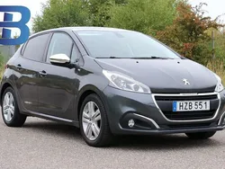 Mörkgrå Begagnad 2016 Peugeot 208 Halvkombi | 89 900 kr (Marknadspris)