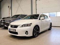 Vit Begagnad 2011 Lexus CT200h Executive Line Halvkombi | 119 700 kr (Marknadspris)