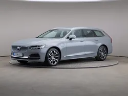 Grå Begagnad 2024 Volvo V90 Core Kombi | 489 000 kr (Lite dyr)