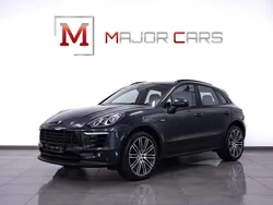 Grå Begagnad 2016 Porsche Macan S Sport SUV | 399 900 kr (Dyr)