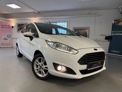 Vit Begagnad 2017 Ford Fiesta Titanium Halvkombi | 69 900 kr (Bra pris)