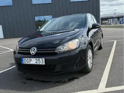 Svart Begagnad 2010 VW Golf VI Halvkombi | 39 000 kr (Lite dyr)