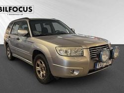 Grå Begagnad 2006 Subaru Forester SUV | 38 000 kr (Superpris)