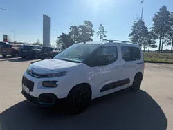 Vit Begagnad 2022 Citroën e-Berlingo Minibuss | 279 900 kr (Marknadspris)