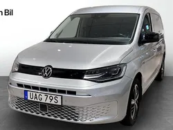 Silver (reflexsilver metallic) Begagnad 2022 VW Caddy Maxi Minibuss | 299 000 kr (Marknadspris)