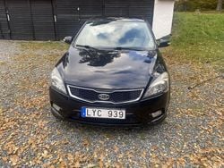 Svart Begagnad 2012 Kia Ceed Halvkombi | 42 000 kr (Superpris)