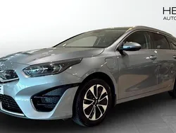 Grå (silver) Begagnad 2022 Kia Ceed Sportswagon Advance Kombi | 259 500 kr (Marknadspris)