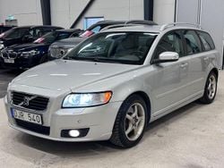 Ljusgrå Begagnad 2007 Volvo V50 Summum Kombi | 49 700 kr (Marknadspris)