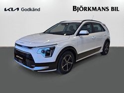 Vit Begagnad 2024 Kia Niro SUV | 339 000 kr (Marknadspris)