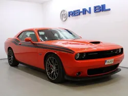 Orange Begagnad 2016 Dodge Challenger Sportkupé | 549 000 kr (Lite dyr)