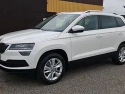 Vit Begagnad 2019 Skoda Karoq Business Line SUV | 229 000 kr (Marknadspris)