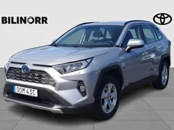 Silver Begagnad 2020 Toyota RAV4 Hybrid Active SUV | 329 900 kr (Dyr)