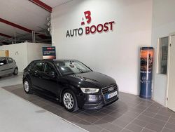 Svart Begagnad 2013 Audi A3 Sportback Attraction Halvkombi | 93 900 kr (Marknadspris)