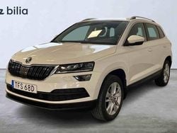 Vit Begagnad 2021 Skoda Karoq SUV | 234 900 kr (Marknadspris)