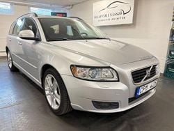 Grå Begagnad 2010 Volvo V50 Momentum Kombi | 44 900 kr (Marknadspris)