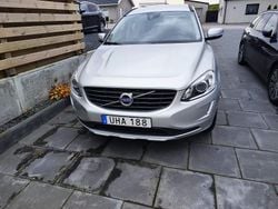 Gray metallic Begagnad 2017 Volvo XC60 SUV | 174 900 kr (Superpris)