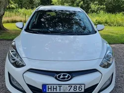 Vit Begagnad 2014 Hyundai i30 Kombi | 68 000 kr (Marknadspris)
