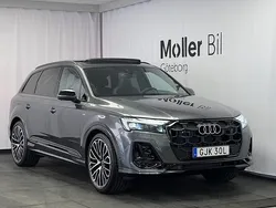 Daytonagrå pärleffekt Begagnad 2025 Audi Q7 S-Line SUV | 1 089 900 kr