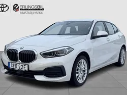 Vit Begagnad 2023 BMW 116 Advantage Halvkombi | 299 000 kr