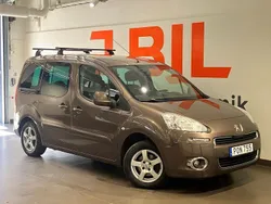 Brun Begagnad 2014 Peugeot Partner Tepee Active Minibuss | 109 900 kr (Marknadspris)