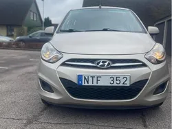 Silver Begagnad 2011 Hyundai i10 Premium Halvkombi | 32 000 kr (Bra pris)