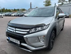Silver (silver metallic) Begagnad 2020 Mitsubishi Eclipse Cross SUV | 199 000 kr (Marknadspris)