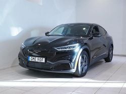 Svart Begagnad 2022 Ford Mustang Mach-E Standard Range SUV | 349 800 kr (Bra pris)