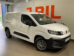 Vit (vit kaolin) Begagnad 2024 Peugeot Partner Minibuss | 324 875 kr