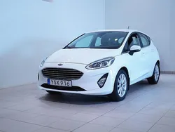 Vit Begagnad 2017 Ford Fiesta Halvkombi | 124 900 kr (Lite dyr)