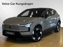 Grå Begagnad 2024 Volvo EX30 Single Motor Extended Range SUV | 379 900 kr (Bra pris)