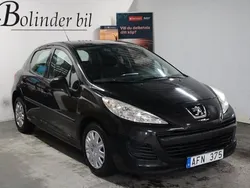 Svart Begagnad 2009 Peugeot 207 Halvkombi | 34 800 kr (Marknadspris)