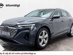 Grå Begagnad 2023 Audi Q8 e-tron SUV | 538 900 kr (Superpris)