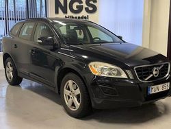 Svart Begagnad 2013 Volvo XC60 Kinetic SUV | 114 900 kr