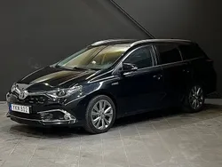 Svart Begagnad 2016 Toyota Auris Touring Sports Executive Kombi | 169 900 kr (Lite dyr)