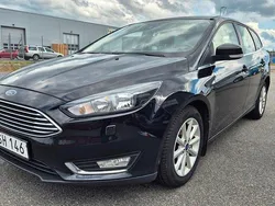 Svart Begagnad 2015 Ford Focus Titanium Kombi | 69 900 kr (Marknadspris)