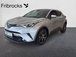 Grå Begagnad 2016 Toyota C-HR Executive SUV | 188 800 kr (Marknadspris)