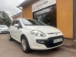 Vit Begagnad 2010 Fiat Punto Evo Dynamic Halvkombi | 20 000 kr