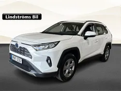 Vit Begagnad 2022 Toyota RAV4 Hybrid Active SUV | 364 900 kr (Marknadspris)