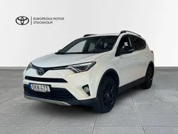 Vit Begagnad 2016 Toyota RAV4 Hybrid Active SUV | 234 900 kr (Marknadspris)